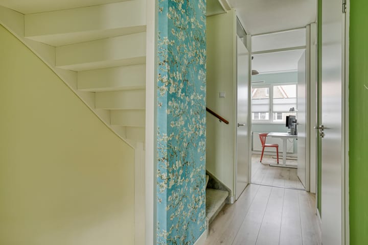 Photo 23 of Walpen 5