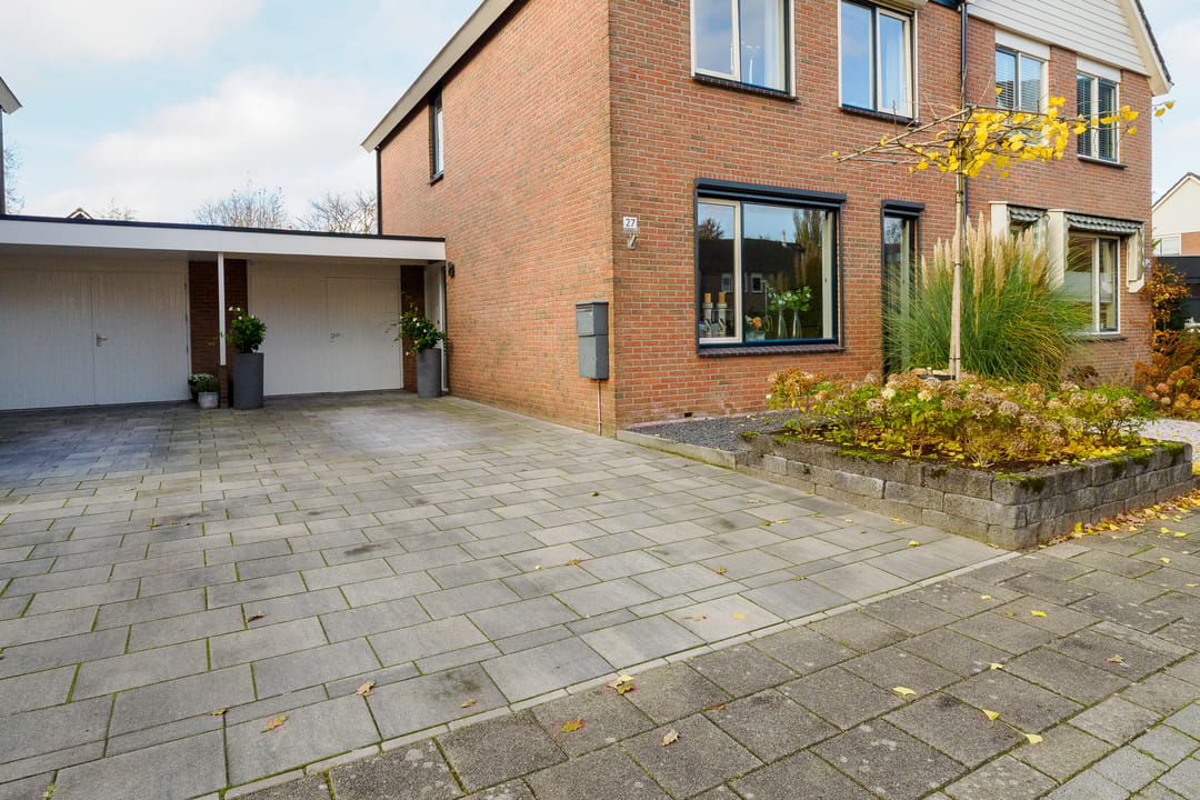 Photo 52 of Fie Carelsenstraat 27