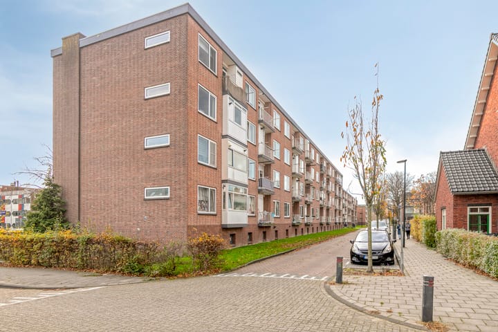 Foto 19 van G.A. Brederolaan 85-D