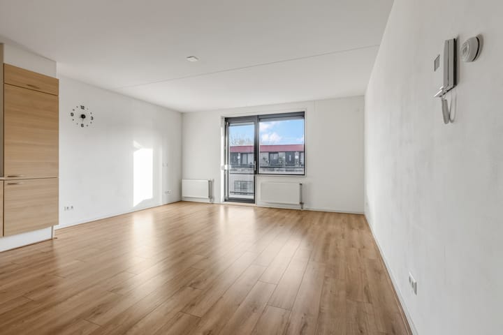 Photo 2 of Wadestein 90