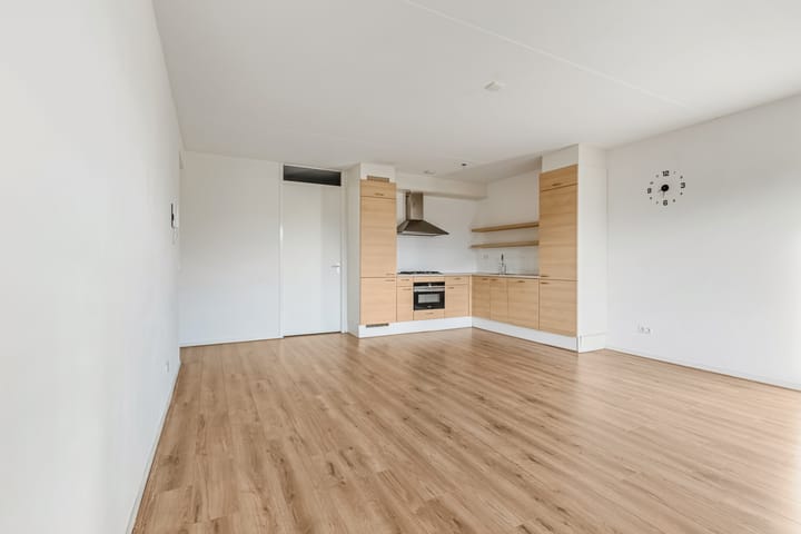 Photo 5 of Wadestein 90