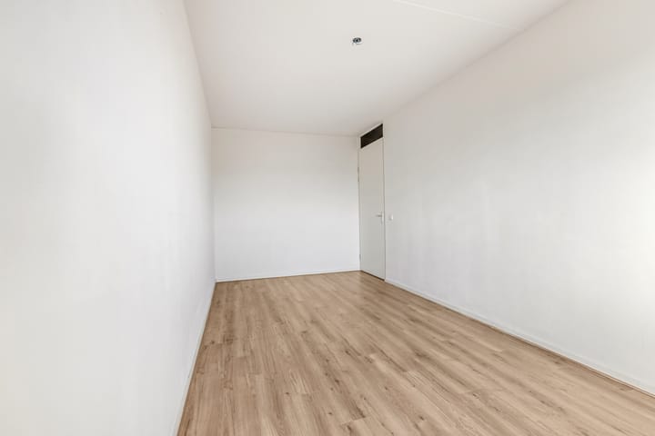 Photo 9 of Wadestein 90