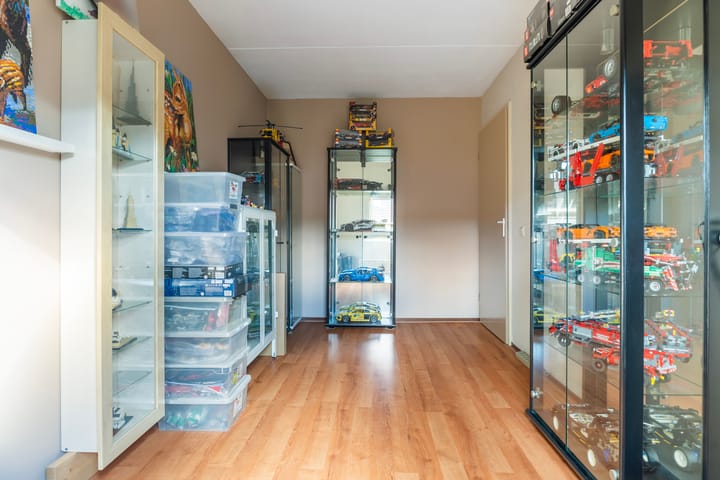 Photo 37 of Bennemastate 9