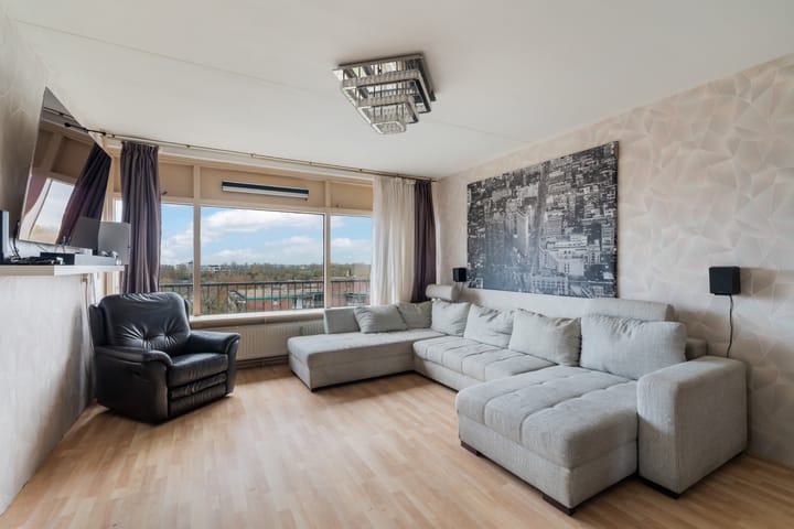 Photo 15 of Laveibos 202