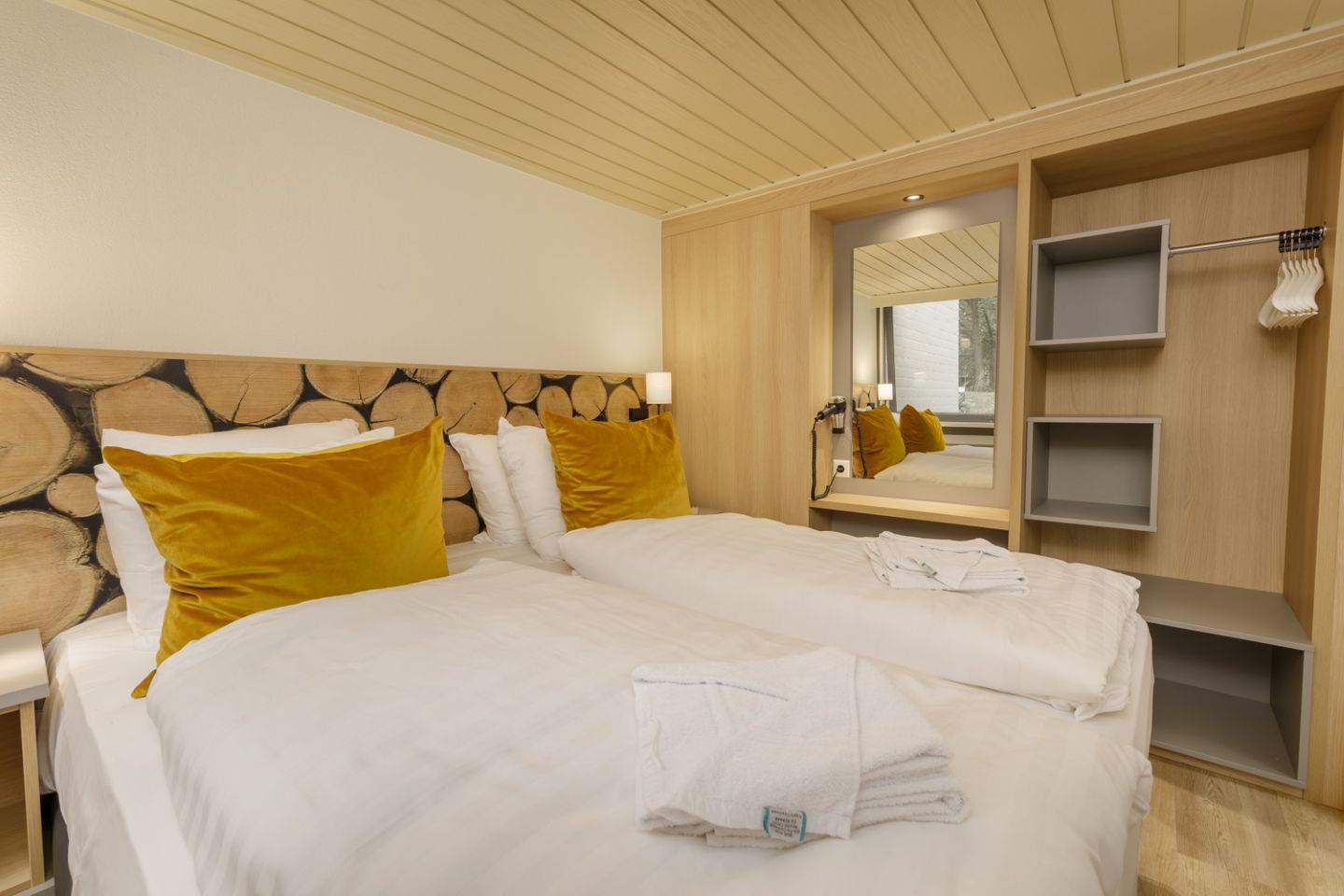 Photo 14 of Slingerweg 1-967