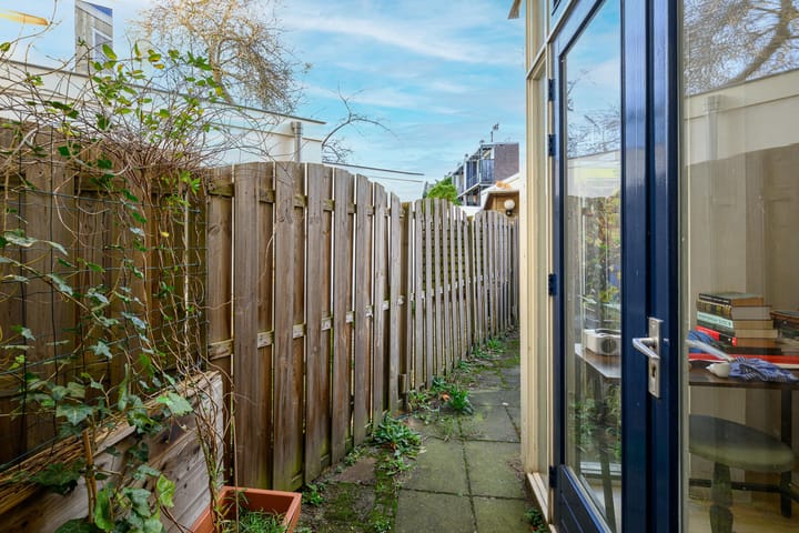 Foto 12 van Oostplein 2