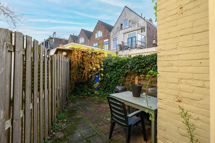 Foto 13 van Oostplein 2