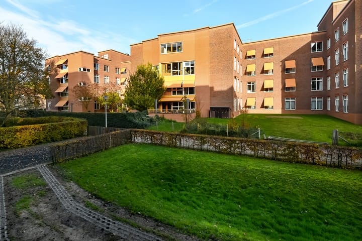 Foto 21 van St. Elisabethshof 75