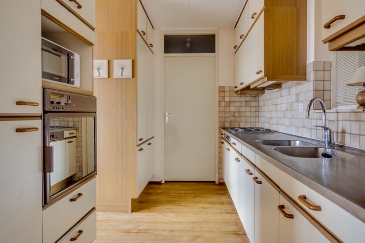 Foto 11 van Egger 46