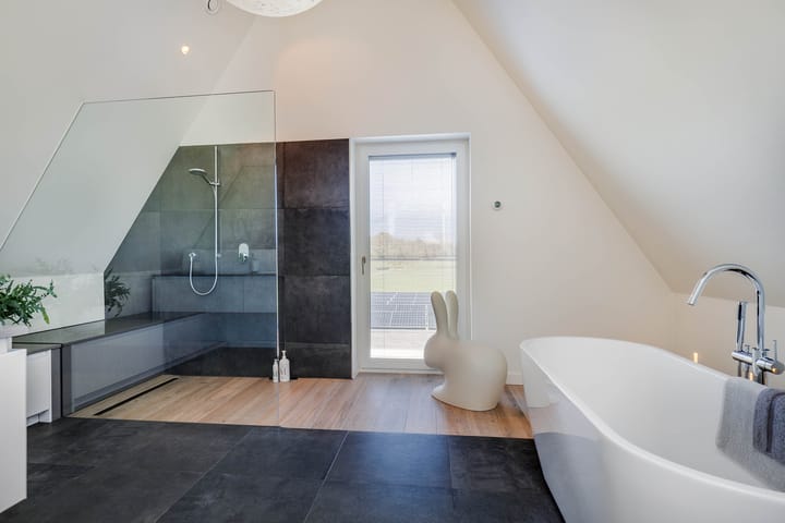 Foto 4 van Louisegroeveweg 1