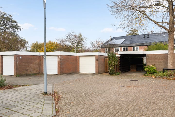 Photo 38 of Jane Addamsstraat 78