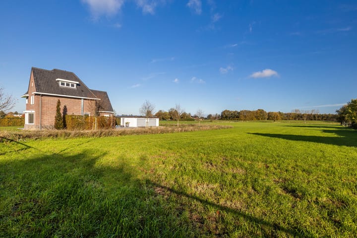 Photo 38 of Louisegroeveweg 1