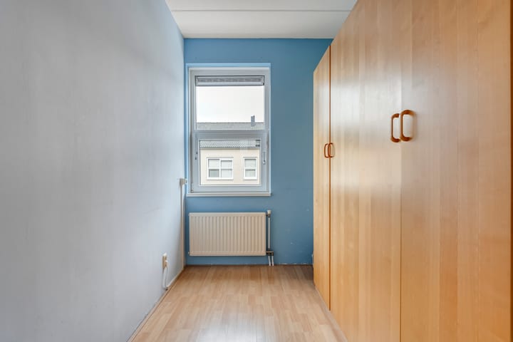 Photo 19 of Wilhelminastraat 128