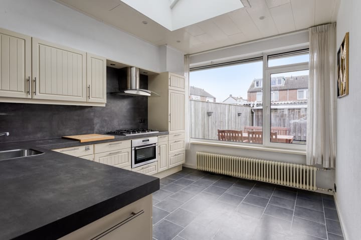 Foto 10 van Crijnssenstraat 17