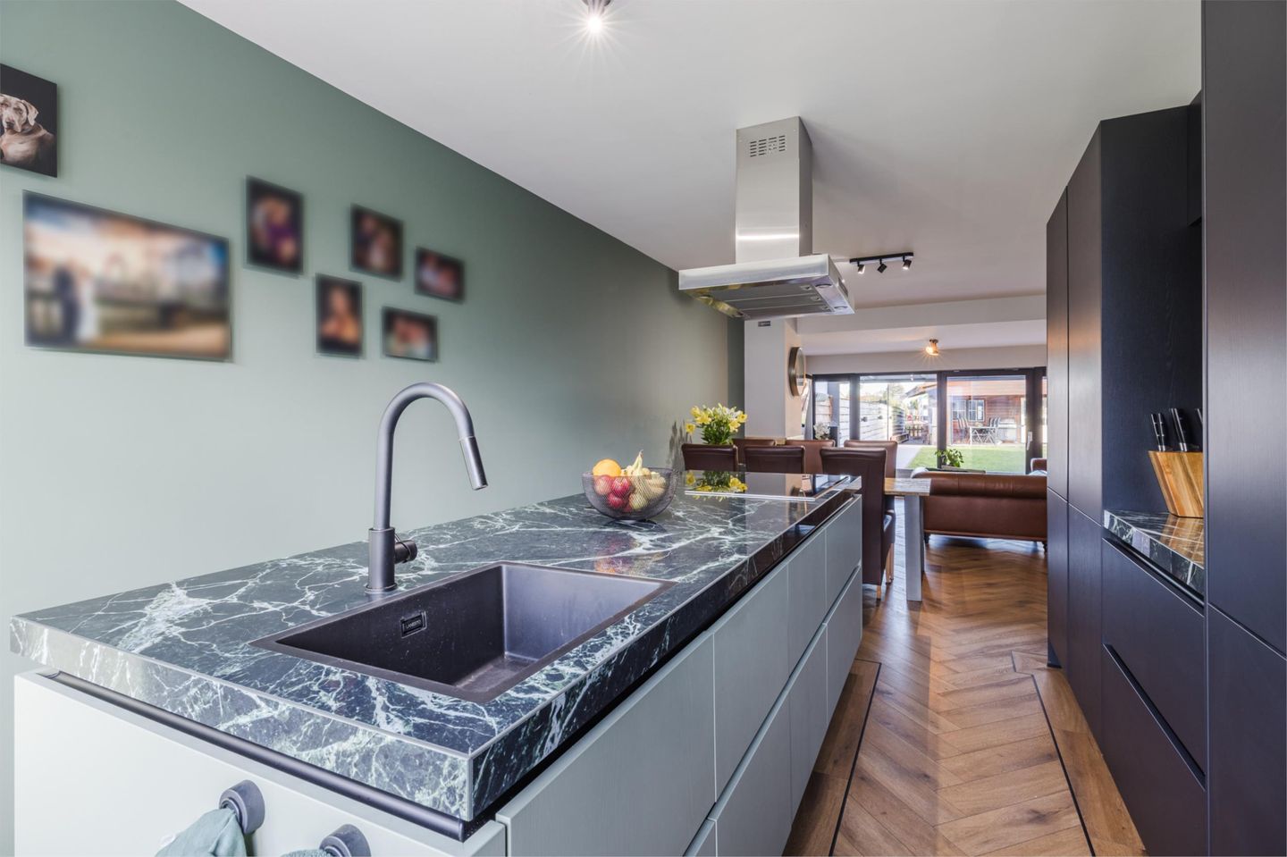 Foto 19 van IJsselmondselaan 192