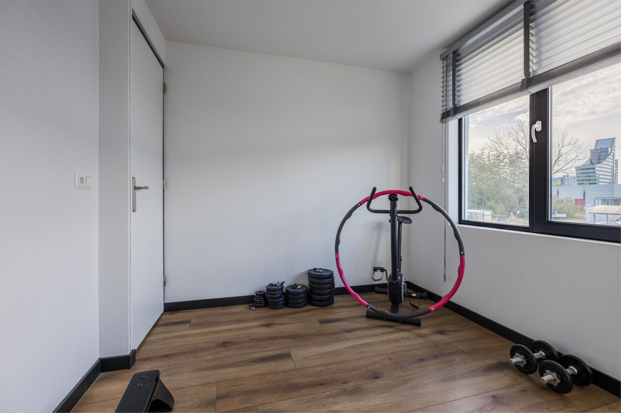 Foto 36 van IJsselmondselaan 192