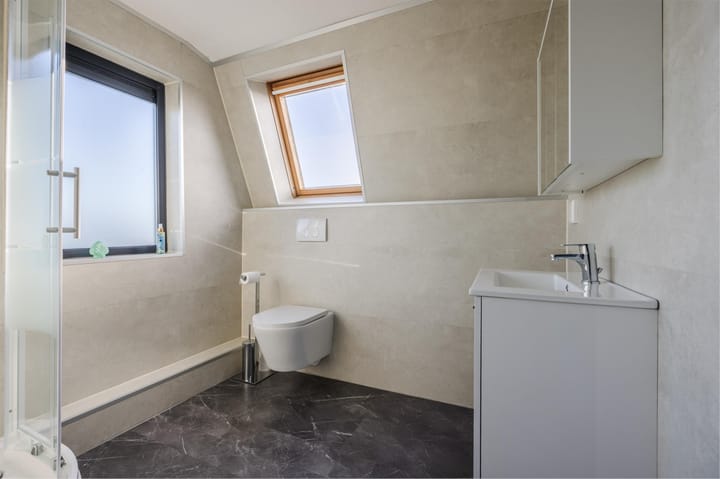 Photo 43 of IJsselmondselaan 192