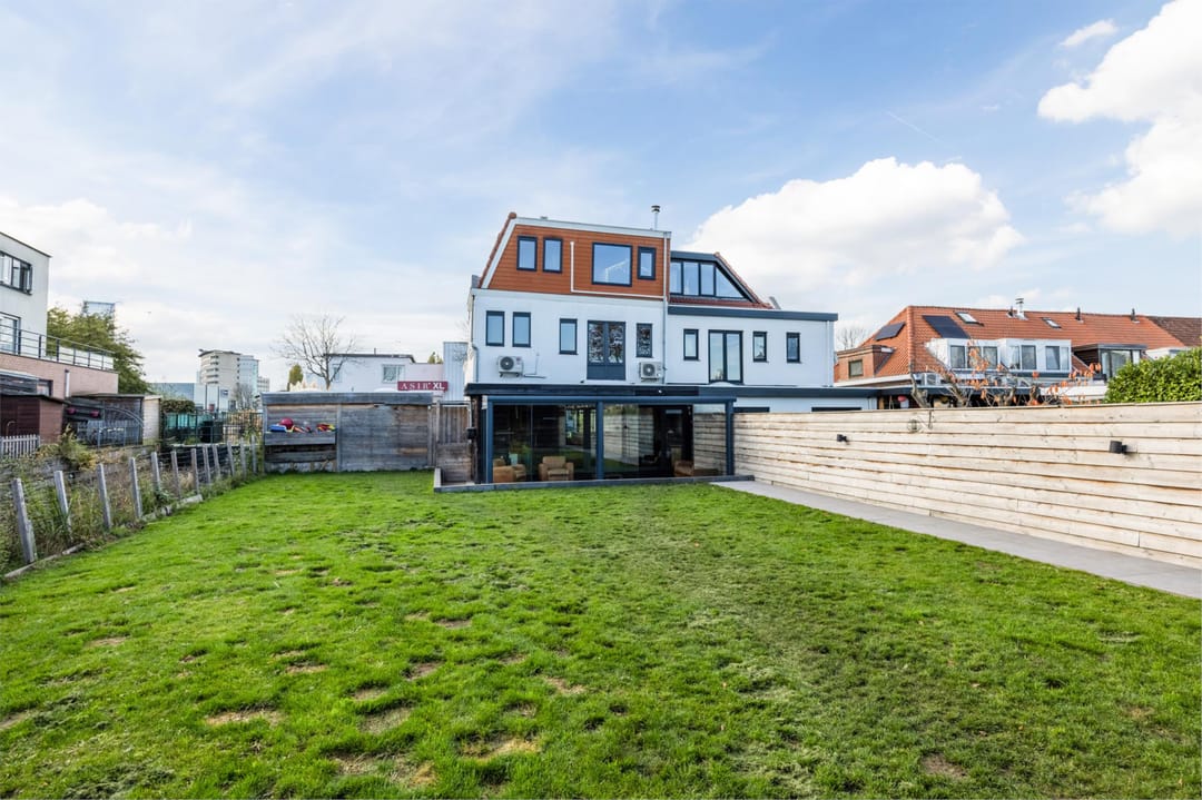 Foto 71 van IJsselmondselaan 192