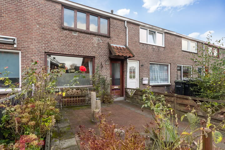 Photo 3 of Vincent van Goghstraat 12