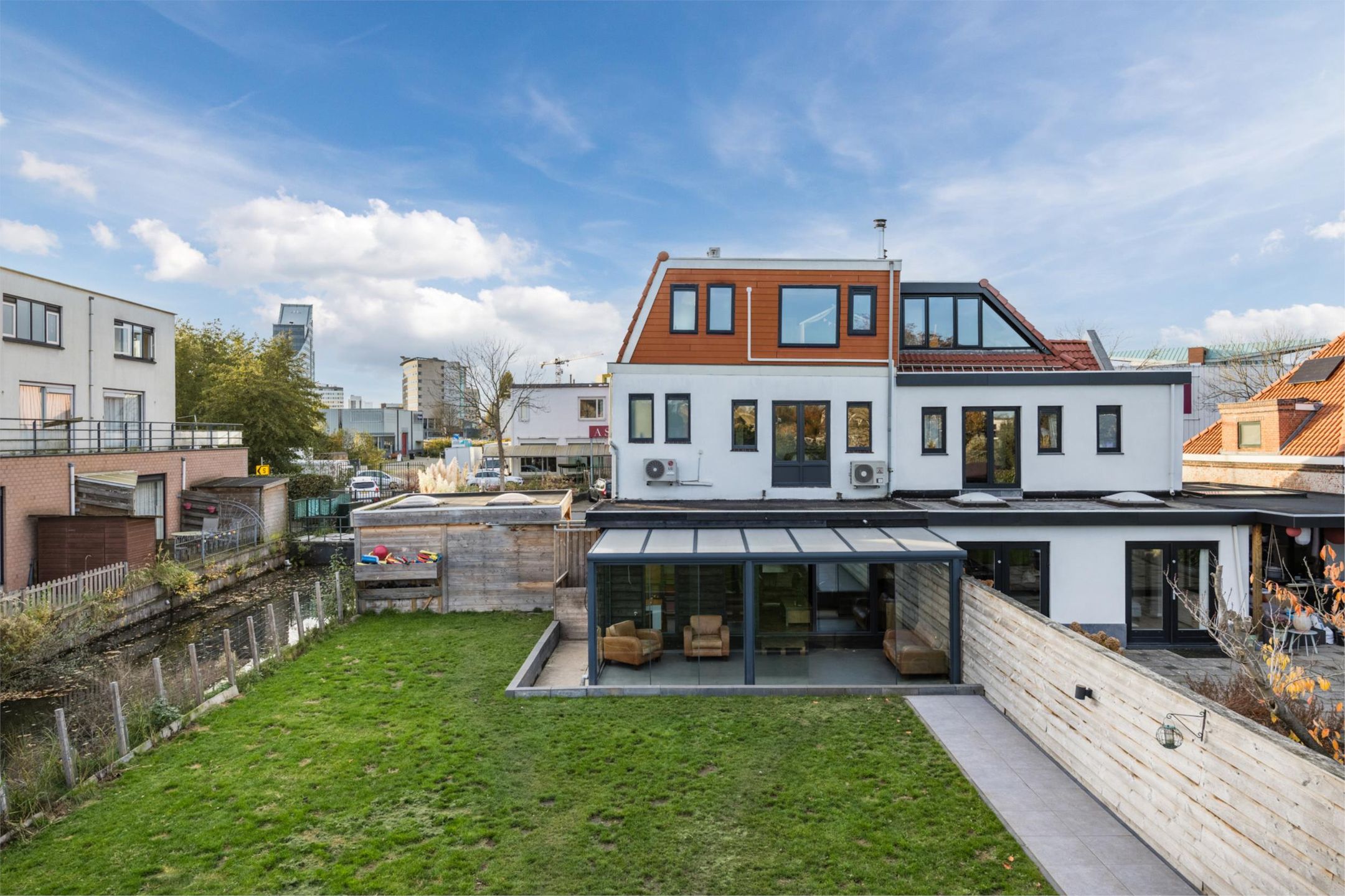 Foto 72 van IJsselmondselaan 192