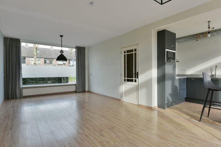 Photo 4 of Prinses Beatrixweg 7