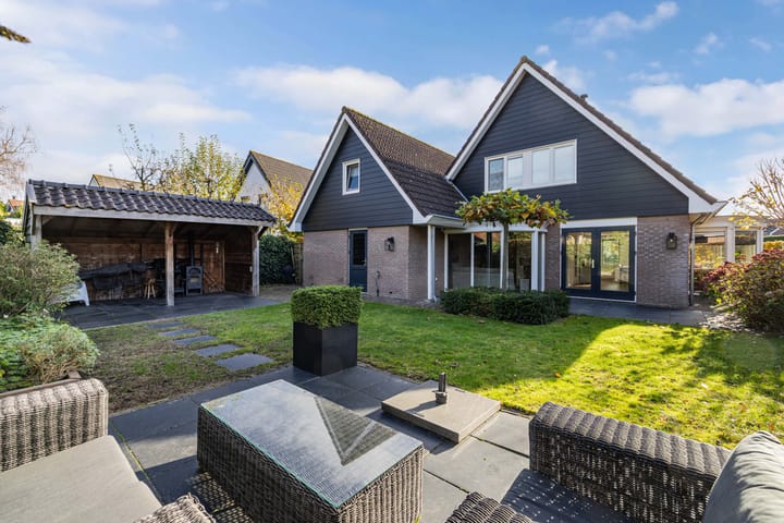 Photo 3 of Anne Franklaan 14