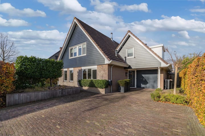 Photo 4 of Anne Franklaan 14