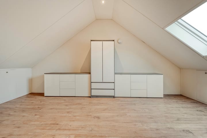 Foto 28 van Jongsmalaan 8