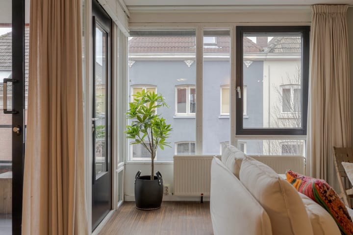 Photo 14 of Driekoningendwarsstraat 1-6