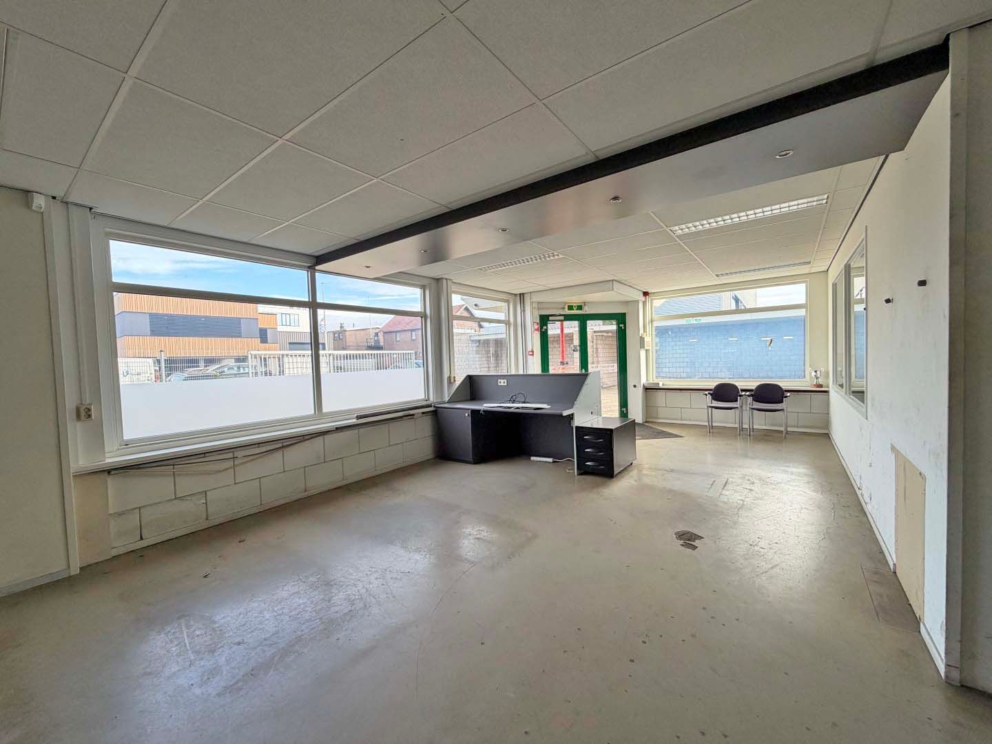 View photo 2 of Industrieweg 20