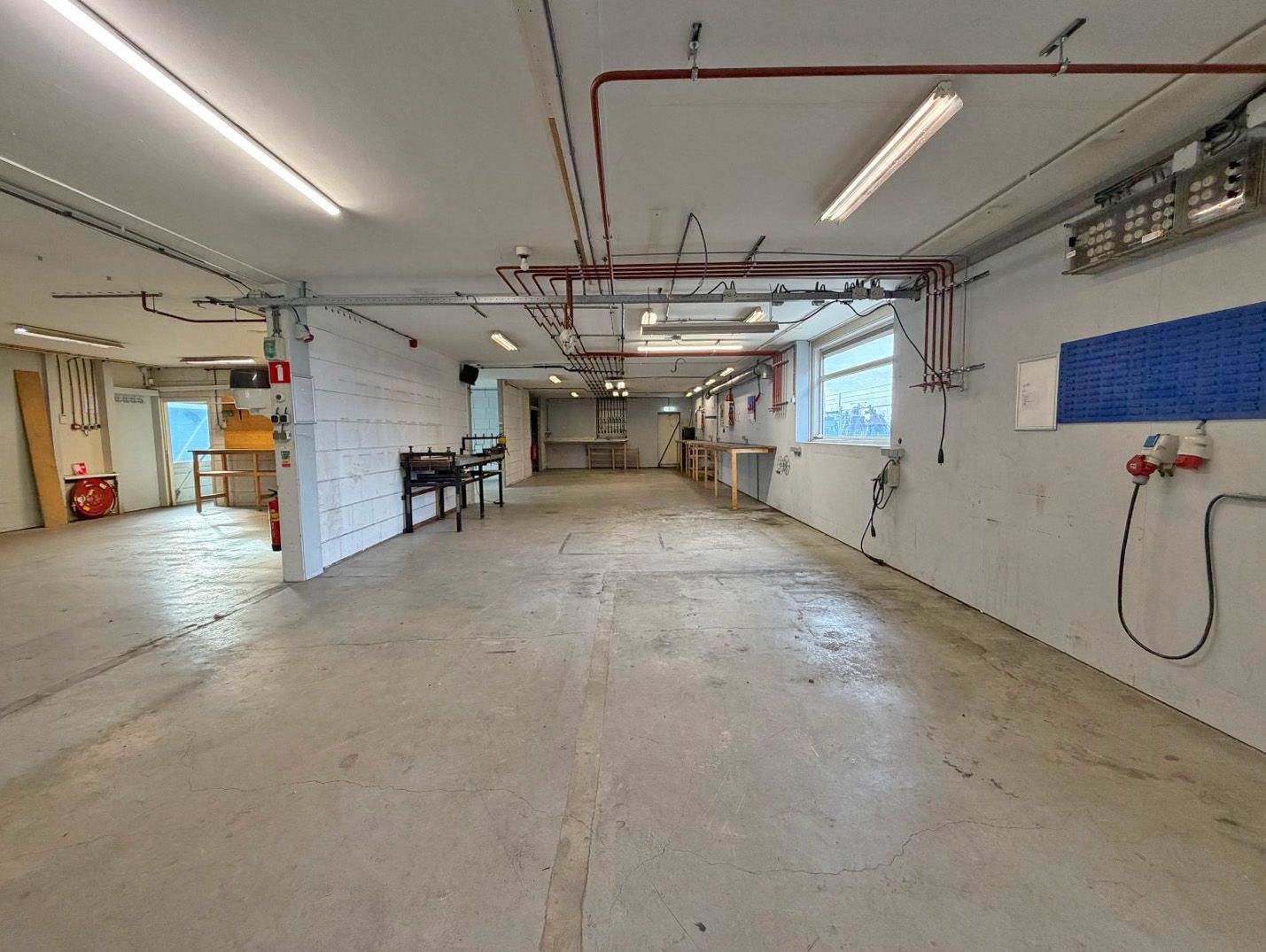 View photo 4 of Industrieweg 20