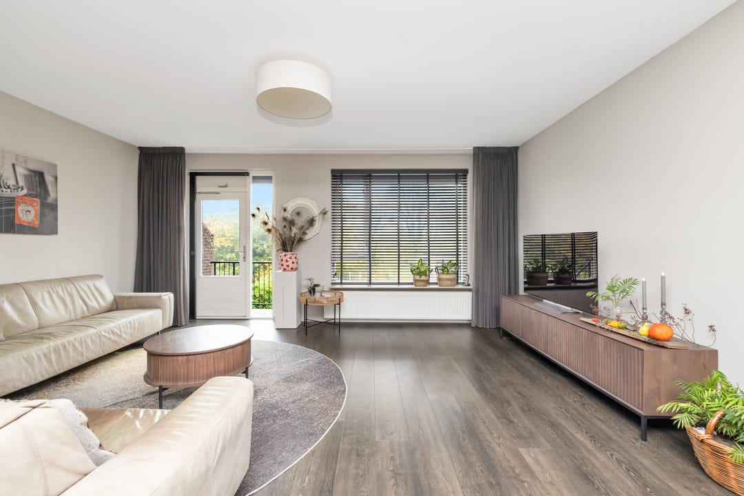 Photo 2 of Merellaan 19