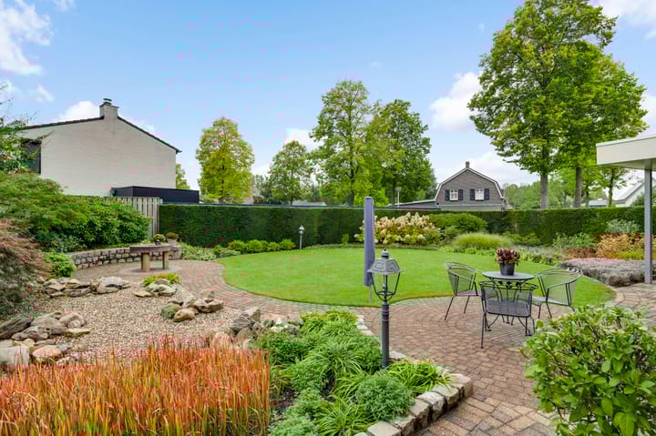 Foto 44 van Constantijnlaan 9