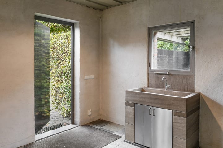 Photo 24 of Kamperfoeliestraat 23