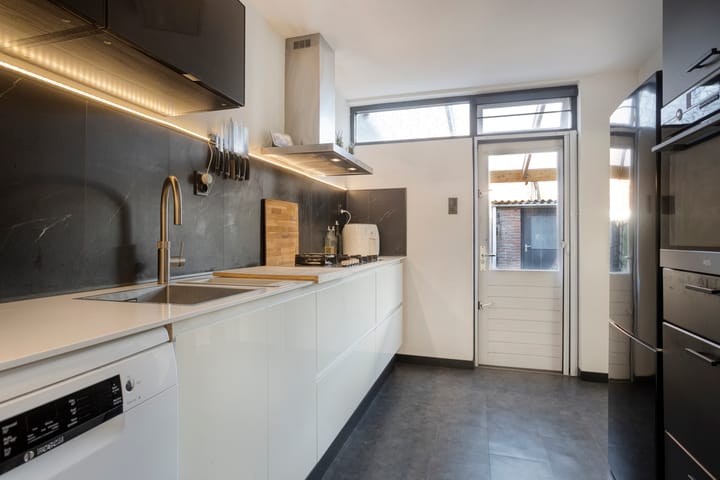 Foto 14 van Emmasingel 30