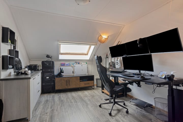 Foto 28 van Emmasingel 30