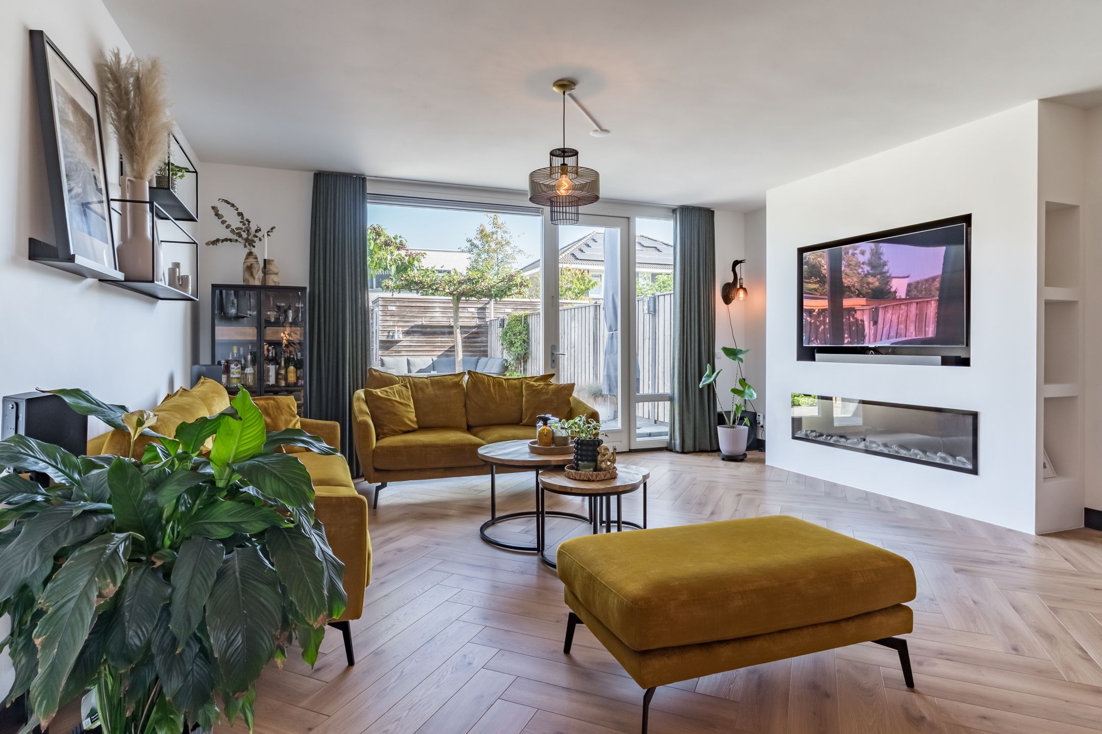 Photo 9 of Veenendaalstraat 111