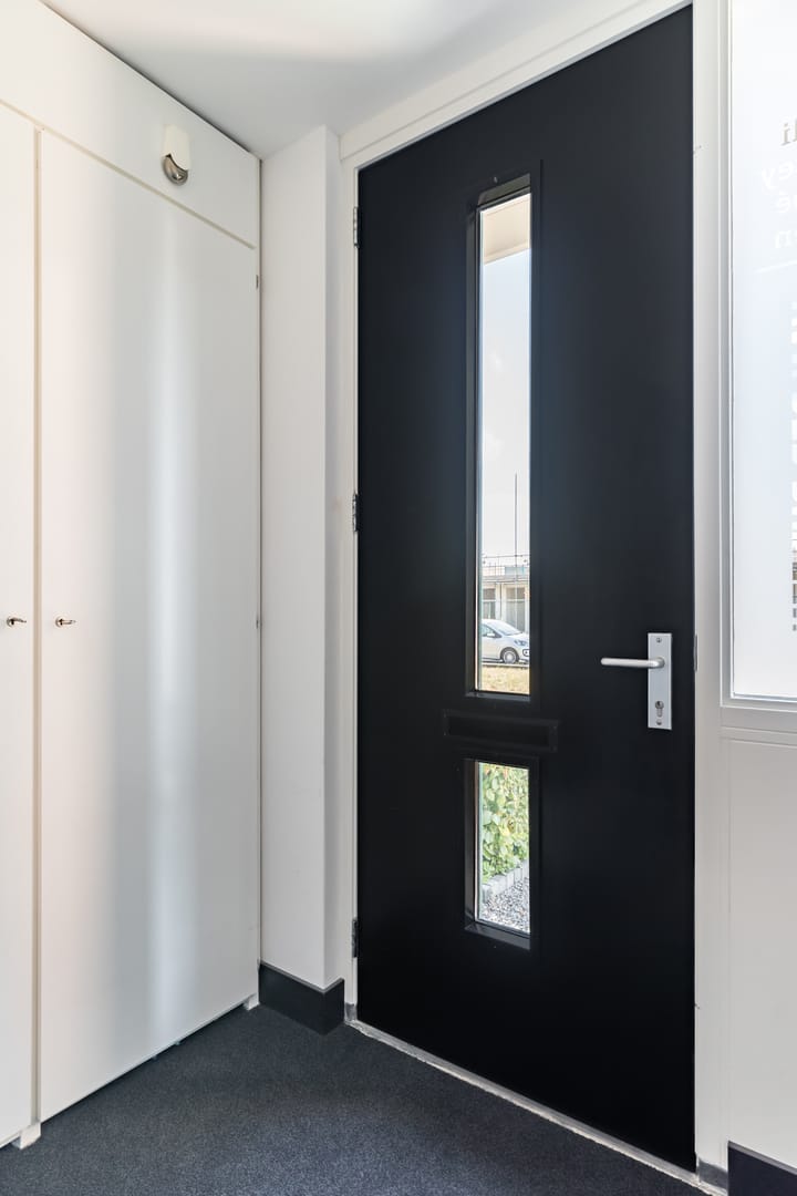 Photo 29 of Veenendaalstraat 111