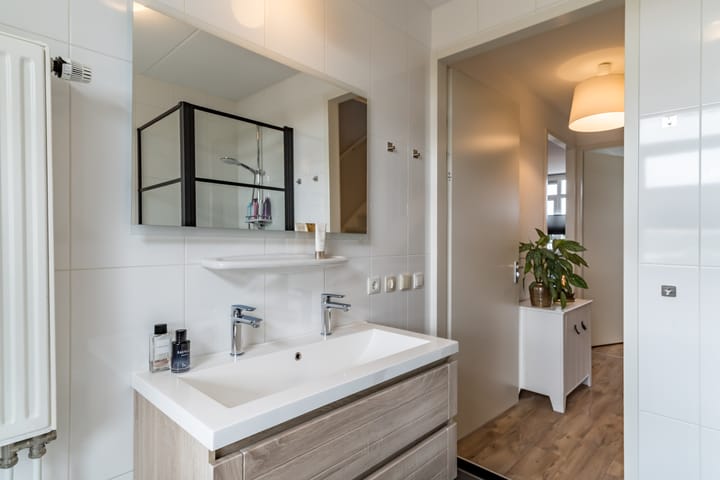 Photo 43 of Veenendaalstraat 111