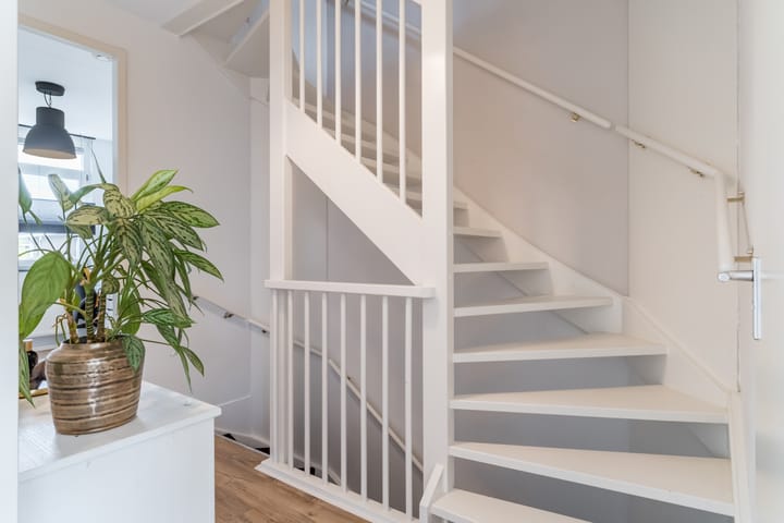 Photo 47 of Veenendaalstraat 111