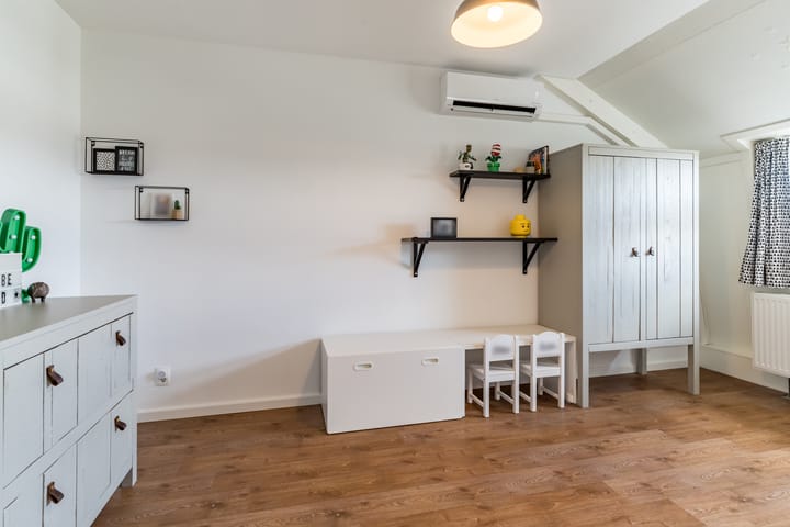 Photo 51 of Veenendaalstraat 111