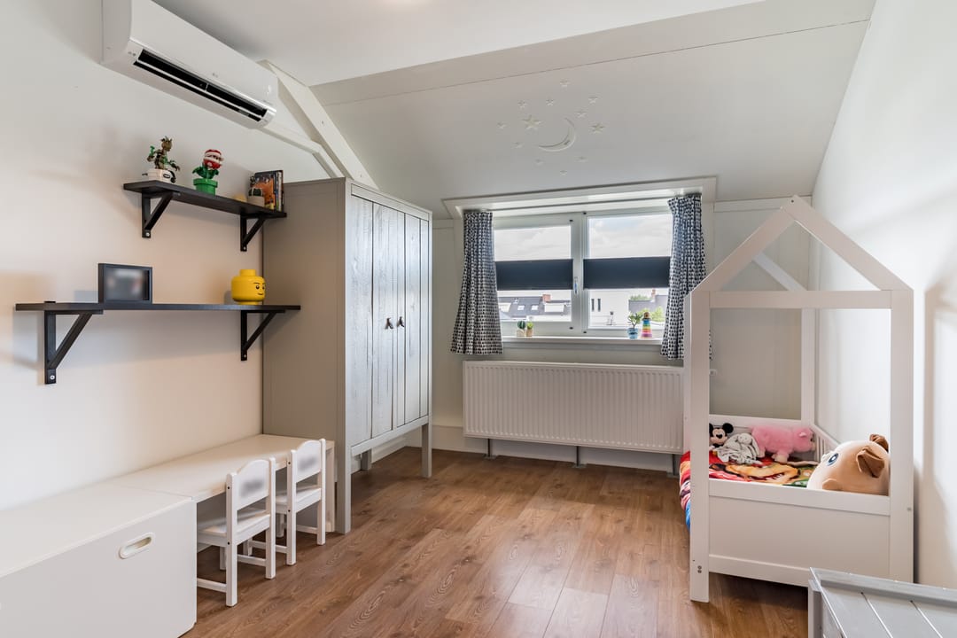 Photo 52 of Veenendaalstraat 111