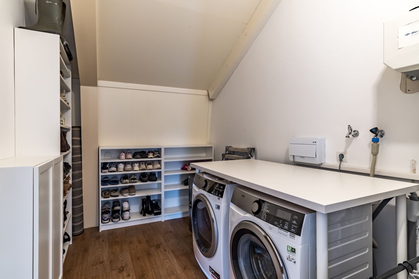 Photo 55 of Veenendaalstraat 111