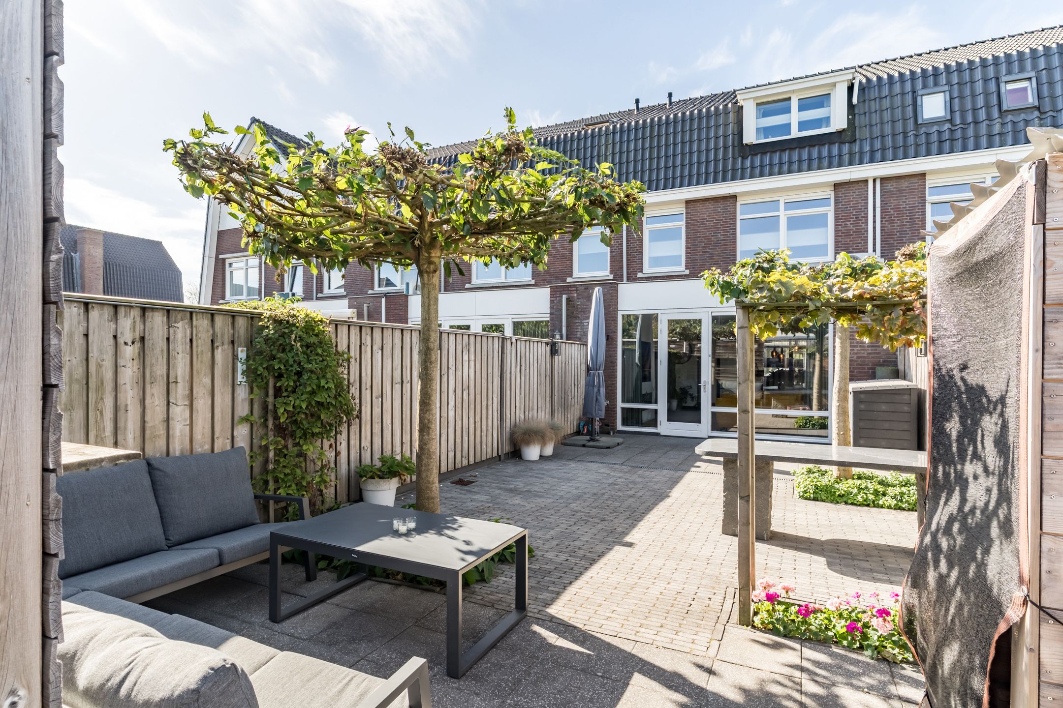 Photo 66 of Veenendaalstraat 111