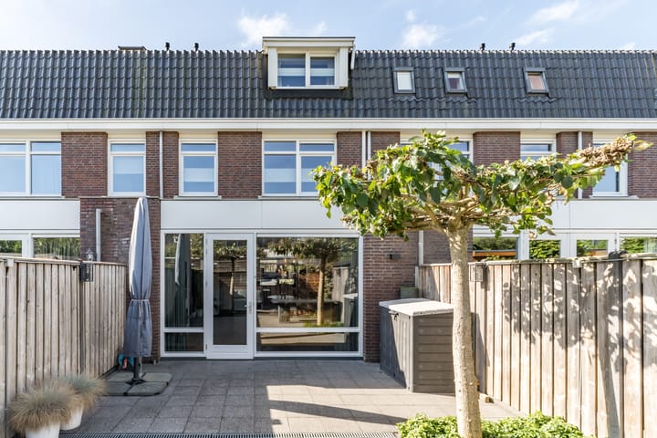 Photo 67 of Veenendaalstraat 111