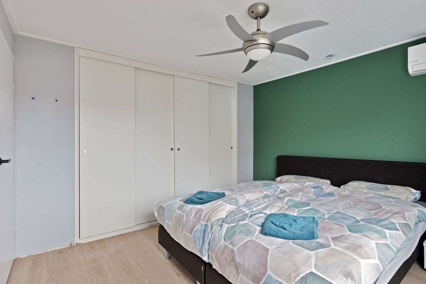 Foto 20 van Sportveldstraat 7