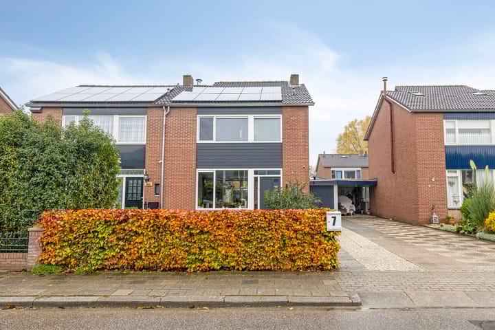 Foto 30 van Sportveldstraat 7