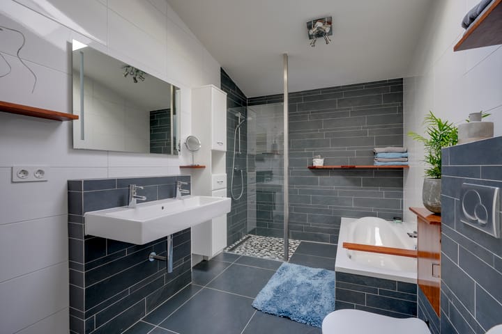 Photo 44 of Korne 22