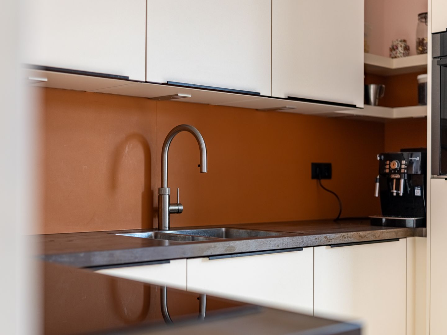 Foto 10 van Troelstralaan 91