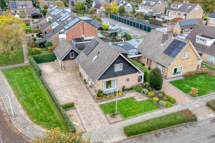 Photo 5 of Pinksterbloemstraat 13